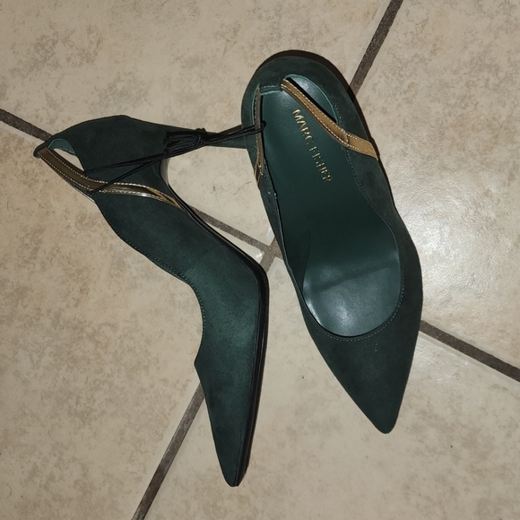 New Marc Fisher Heels - Picture 3 of 5